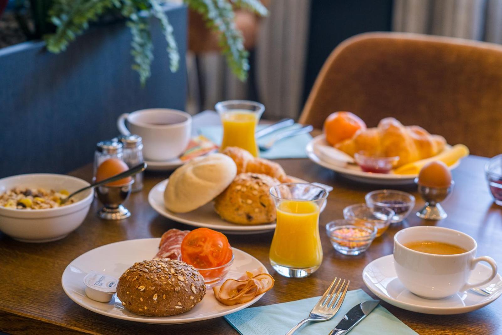 Hotel Hofker Нес Экстерьер фото